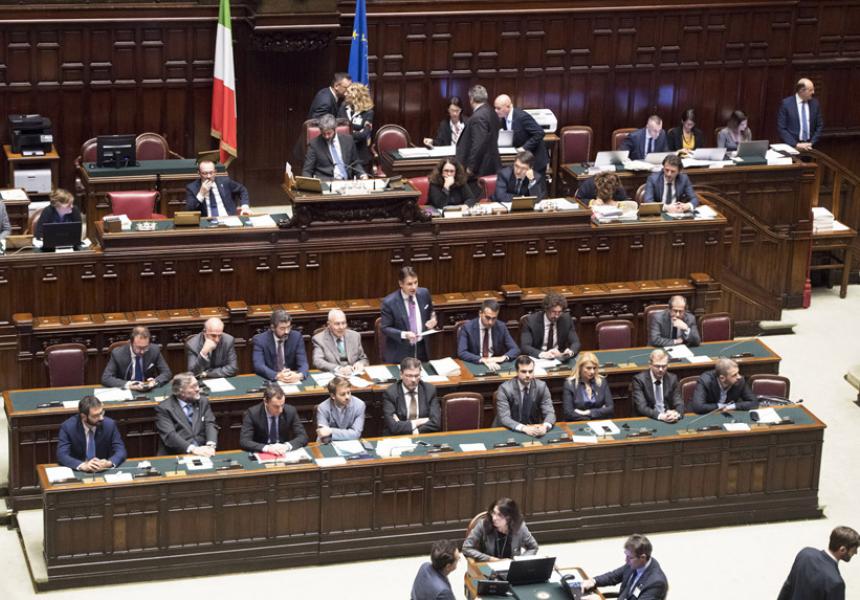 Governo italiano presidenza del consiglio for Il parlamento italiano attuale