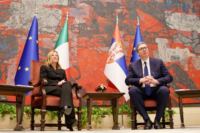 Il Presidente Meloni e il Presidente Vučić a Palazzo Serbia