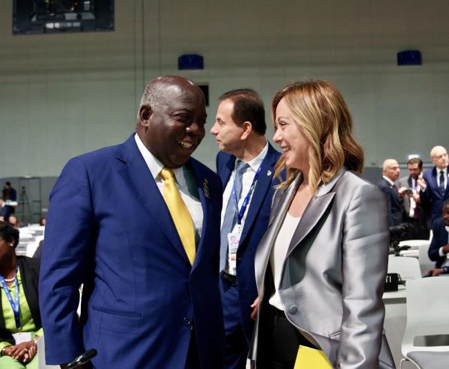 President Meloni with the Prime Minister of the Bahamas at COP28