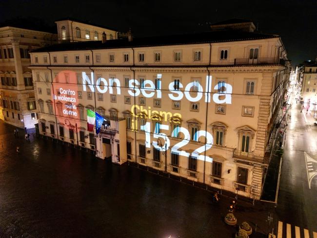 Palazzo Chigi’s main façade lit up for the International Day for the Elimination of Violence against Women