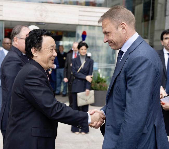 Il Ministro Lollobrigida con il Direttore Generale della FAO Dongyu