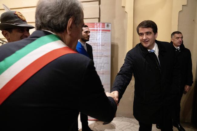 Minister Fitto greets the Mayor of Forlì