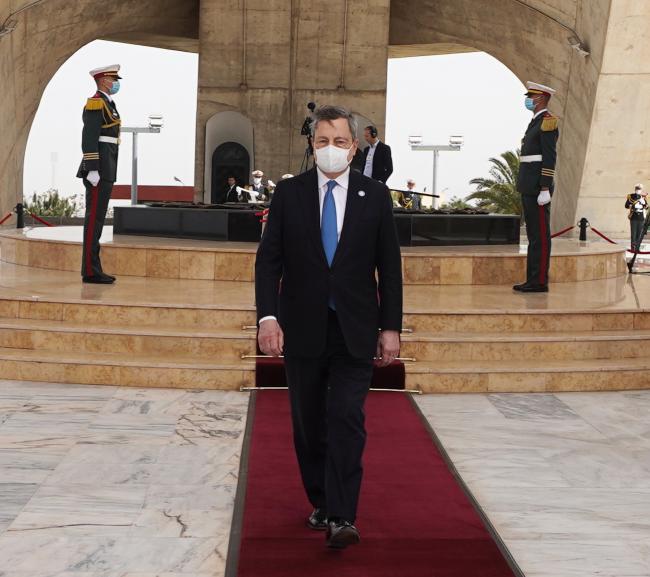 Il Presidente Draghi visita il Monumento del Martire ad Algeri