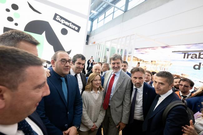 President Meloni visits Vinitaly pavilions