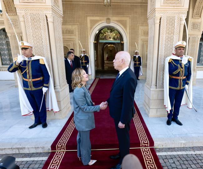 Il Presidente della Repubblica tunisina accoglie il Presidente Meloni