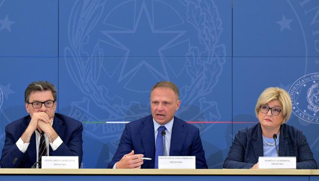 Ministers Lollobrigida, Giorgetti and Calderone during the press conference