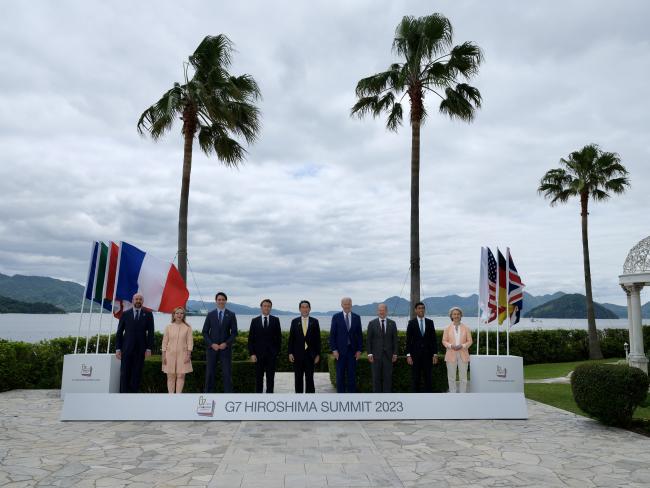 Seconda giornata del Vertice G7, la foto di famiglia dei leader