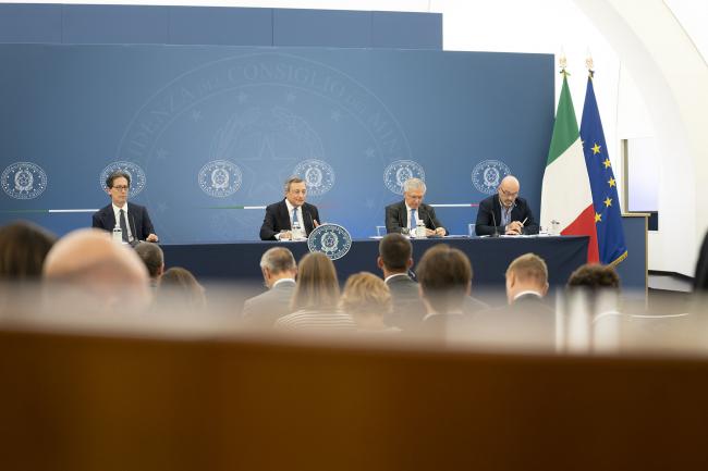 Conferenza stampa del Presidente Draghi con i Ministri Franco e Cingolani e il Sottosegretario Garofoli