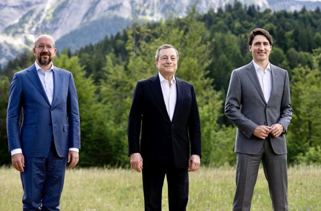 Il Presidente Draghi al Vertice G7, foto di famglia