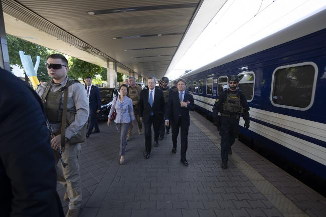 PM Draghi arrives in Kyiv