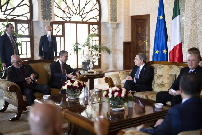 Algeri, il Presidente Draghi incontra il Primo Ministro Aïmen Benabderrahmane
