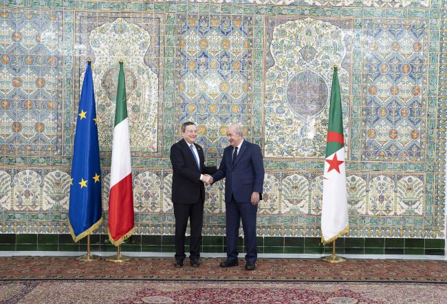 Algeri, il Presidente Draghi e il Presidente della Repubblica Tebboune