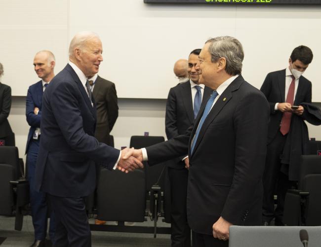 Il Presidente Draghi e il Presidente Biden alla Riunione dei leader del G7