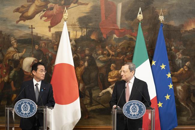 Il Presidente Draghi incontra il Primo Ministro del Giappone Kishida