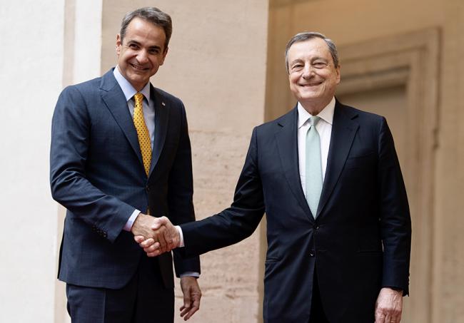 Il Presidente Draghi incontra il Primo Ministro della Repubblica ellenica Mitsotakis