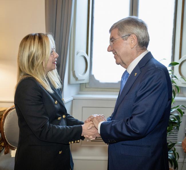 Il Presidente Giorgia Meloni incontra il Presidente del CIO Thomas Bach