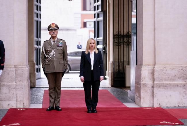Il Presidente Meloni riceve gli onori militari a Palazzo Chigi