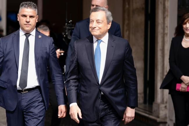 Il Presidente Draghi lascia Palazzo Chigi